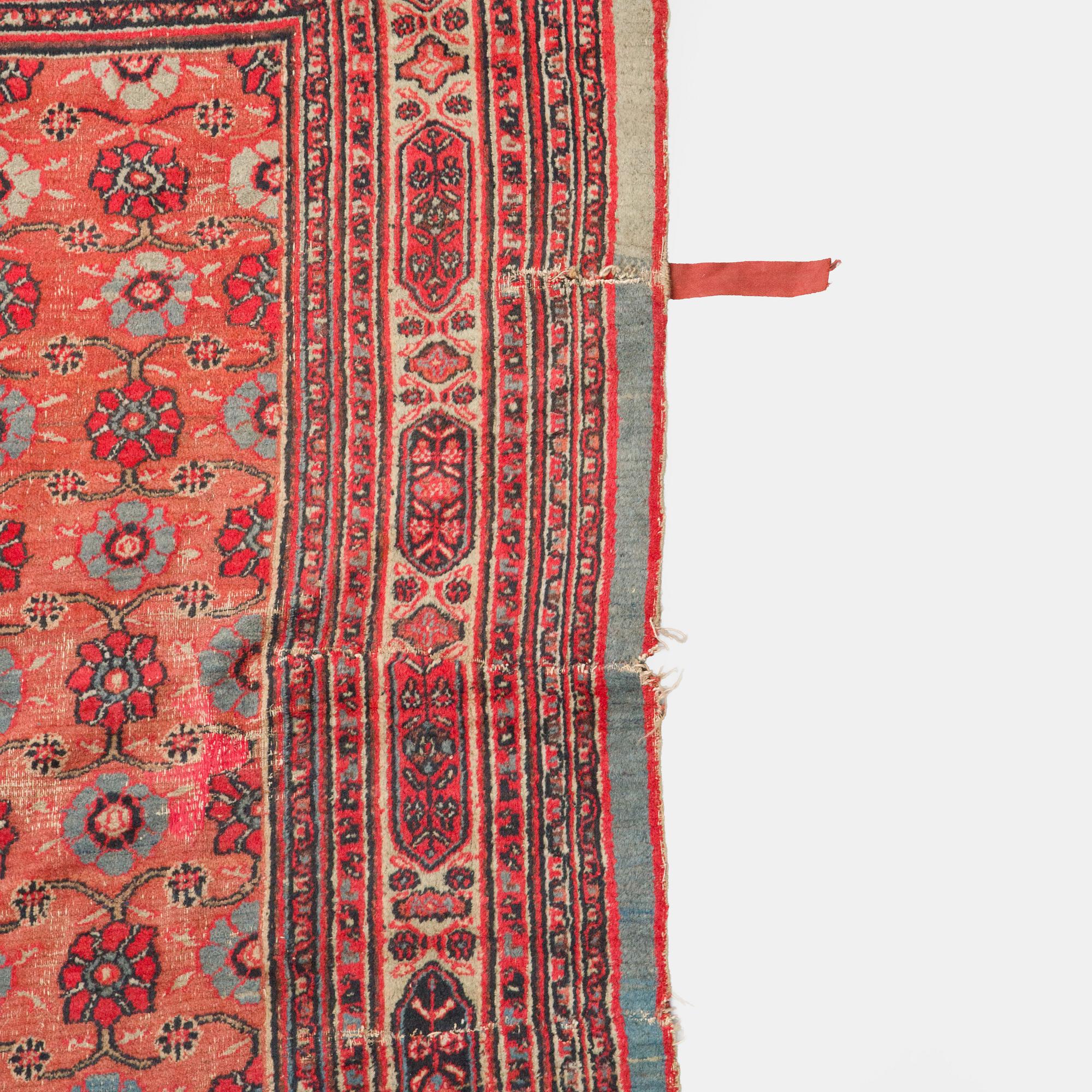 Matta, antik Doroshk, nordöstra Persien, ca 490 x 353 cm.