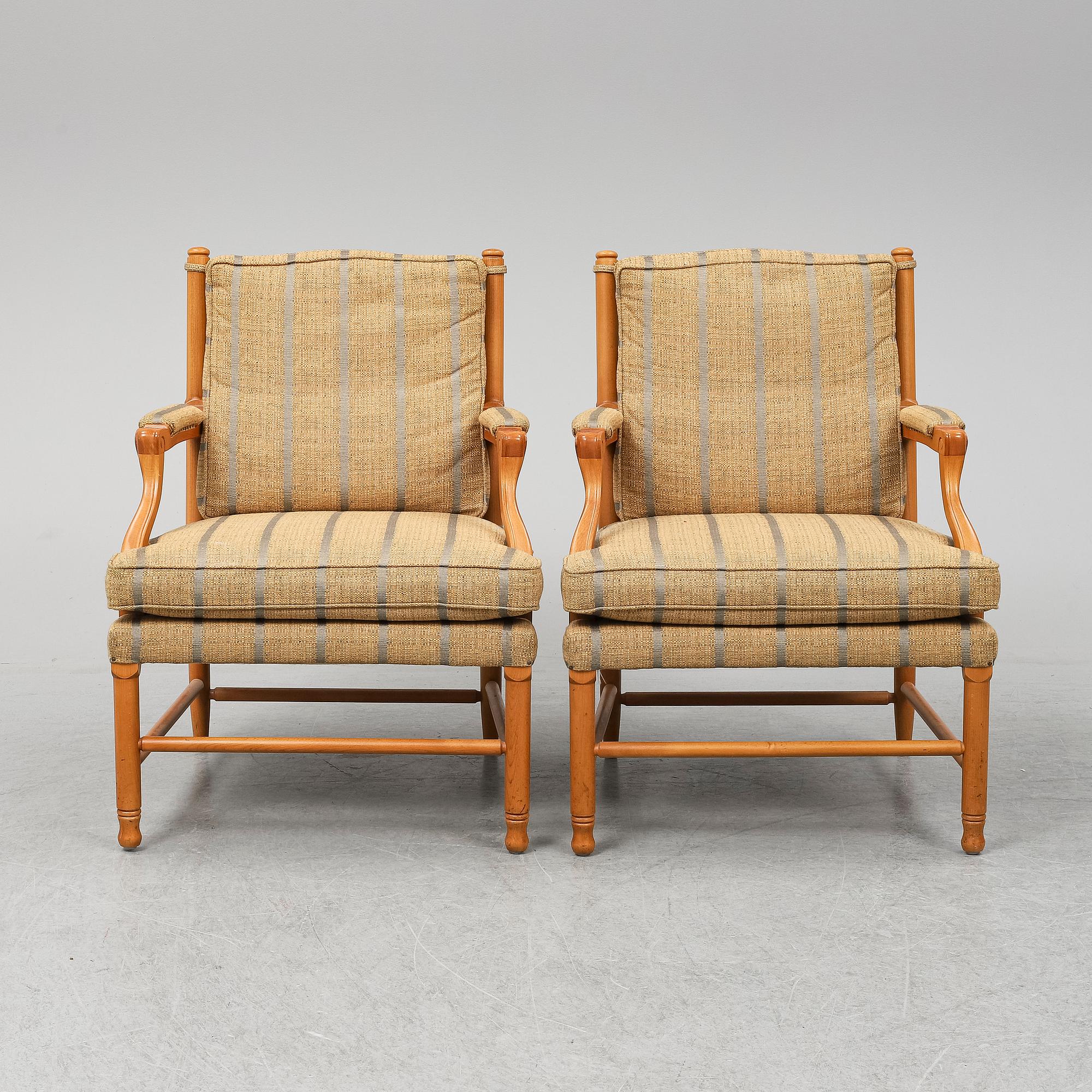 FÅTÖLJER, ett par, gustaviansk stil av s.k. Gripsholmsmodell, Norells möbler, 1900-talets slut.