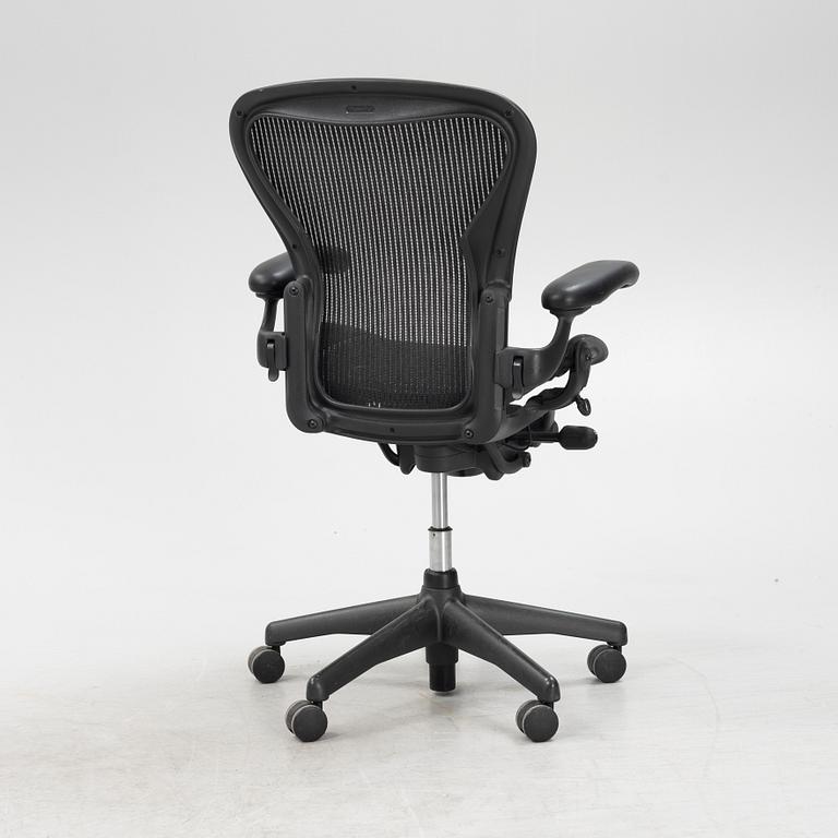 Don Chadwick/Bill Stump, an 'Aeron' swivel office chair, Herman Miller.