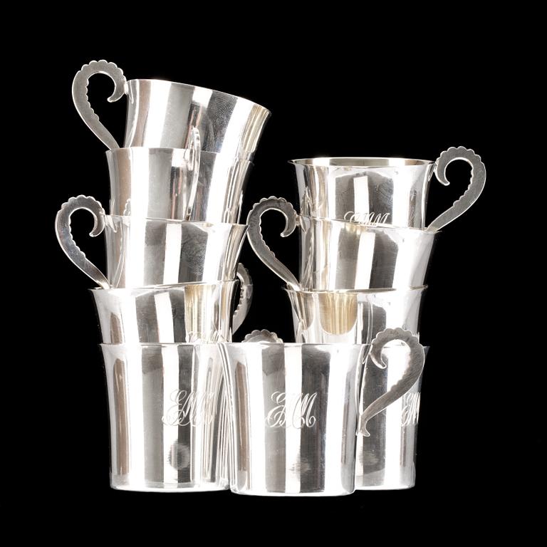 PUNSCHMUGGAR, silver, 10 st. GAB, Stockholm 1947. Vikt ca 300 gr.