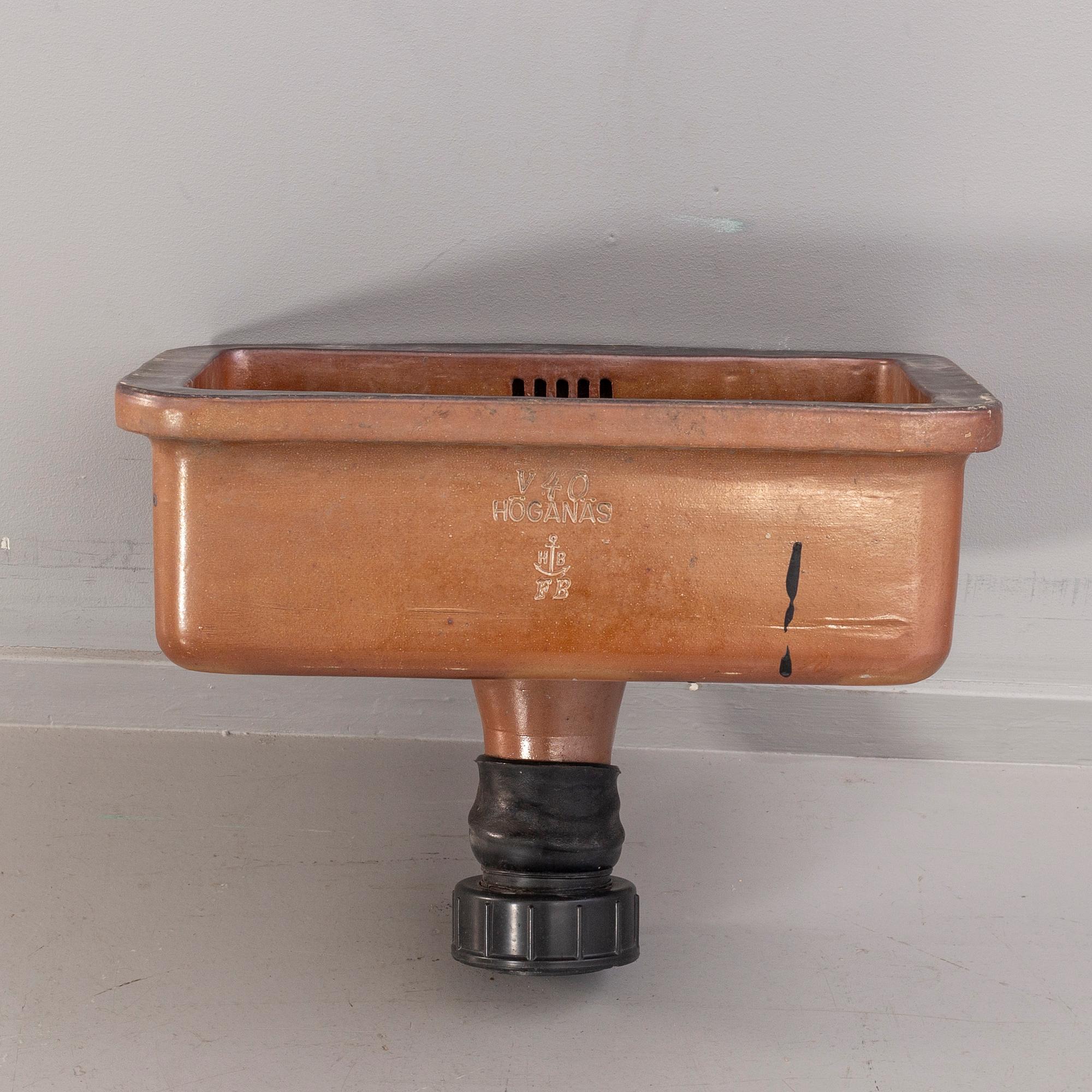 HANDFAT/VASK, saltglaserat stengods, V40, Höganäs.