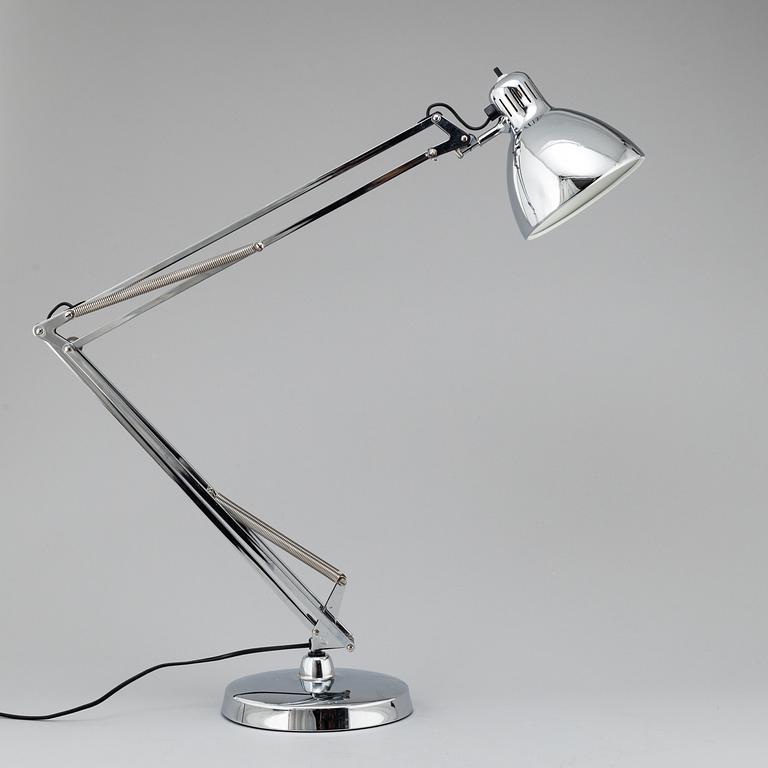 A 'Naska' table lamp by Historical Archive from Fontana Arte.