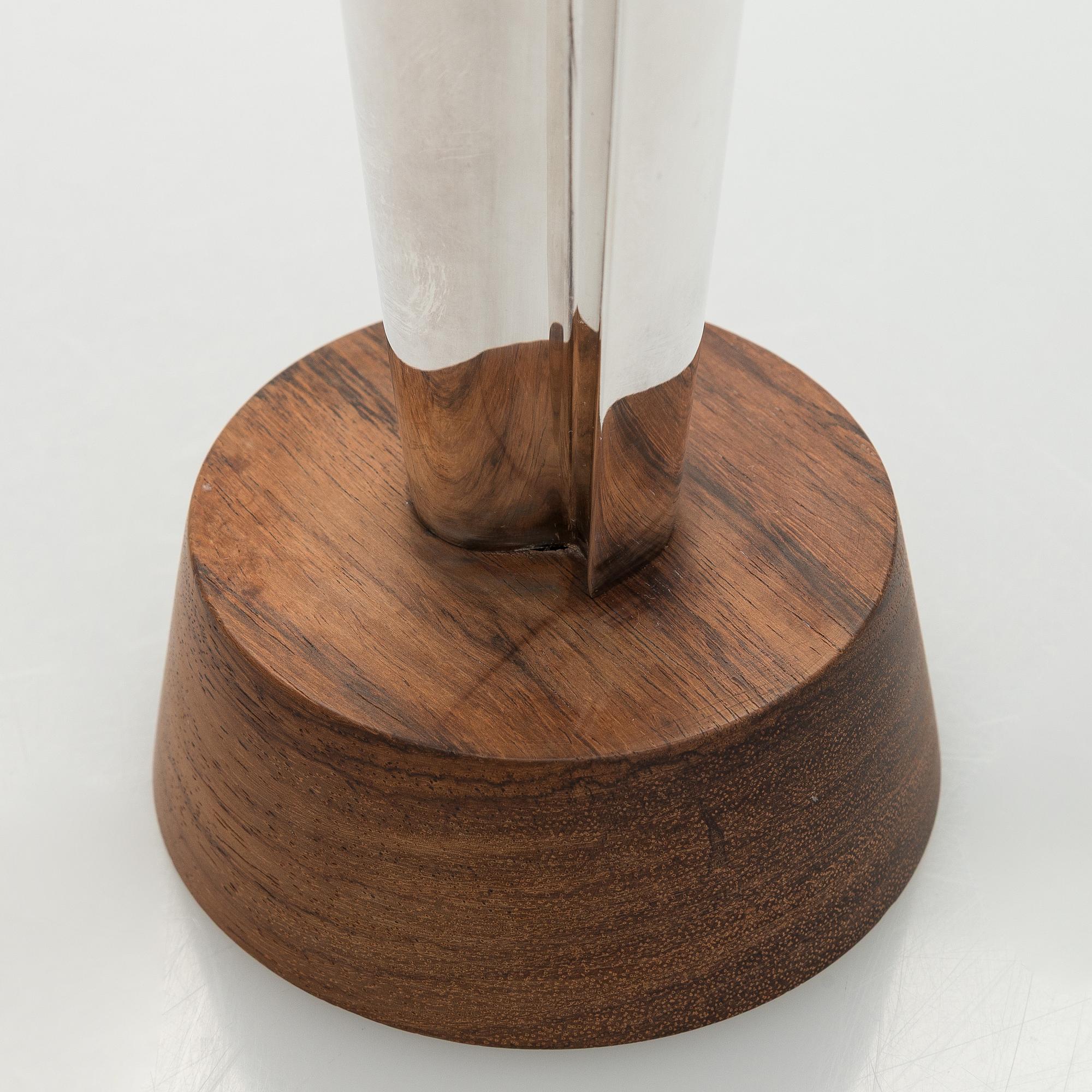 Tapio Wirkkala, vas, sterlingsilver och palisander, TW 228, "Liekki" (Flamma), Kultakeskus, Tavastehus.