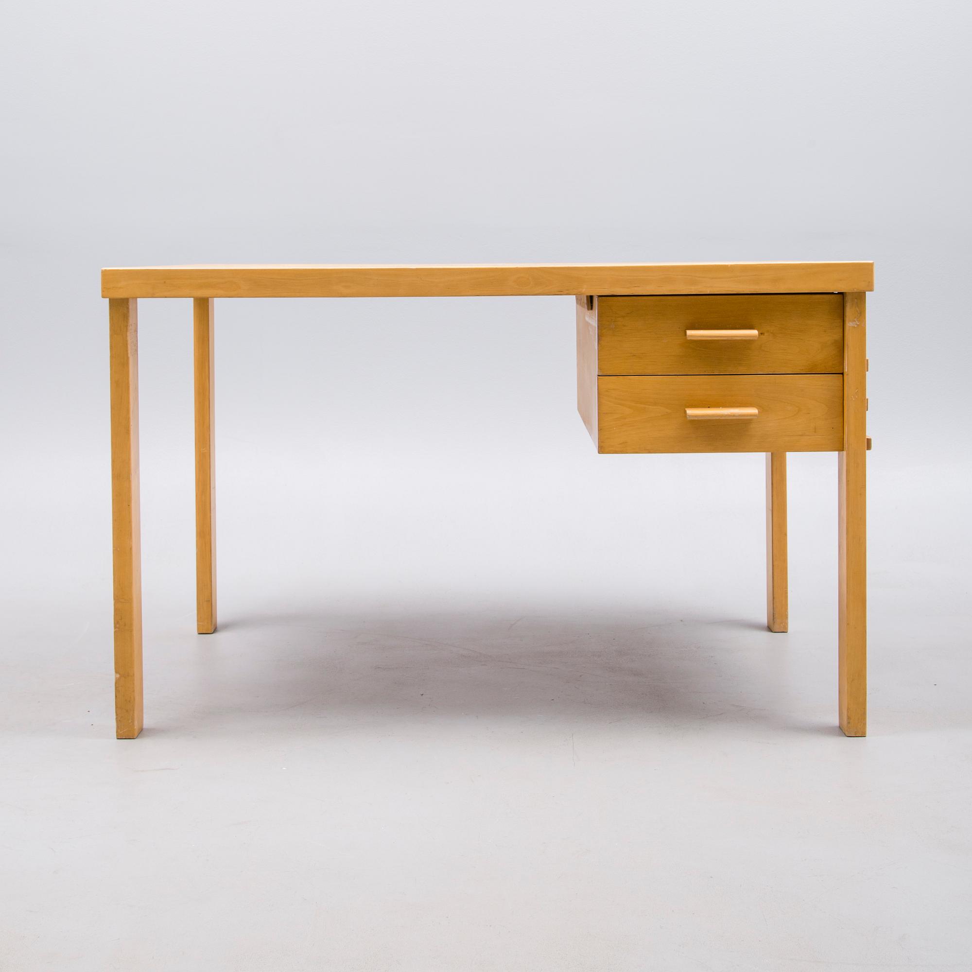 SKRIVBORD, Artek. 1900-talets mitt.