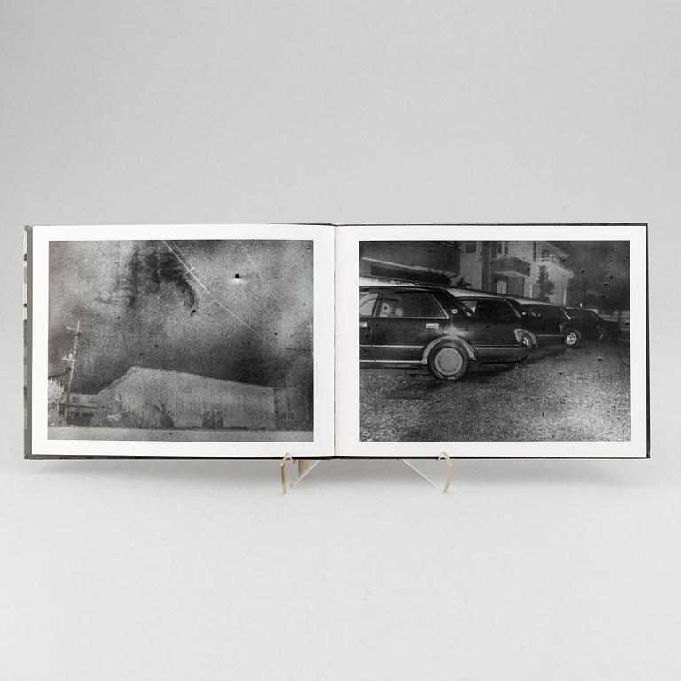 Daisuke Yokota, 2 st fotoböcker.