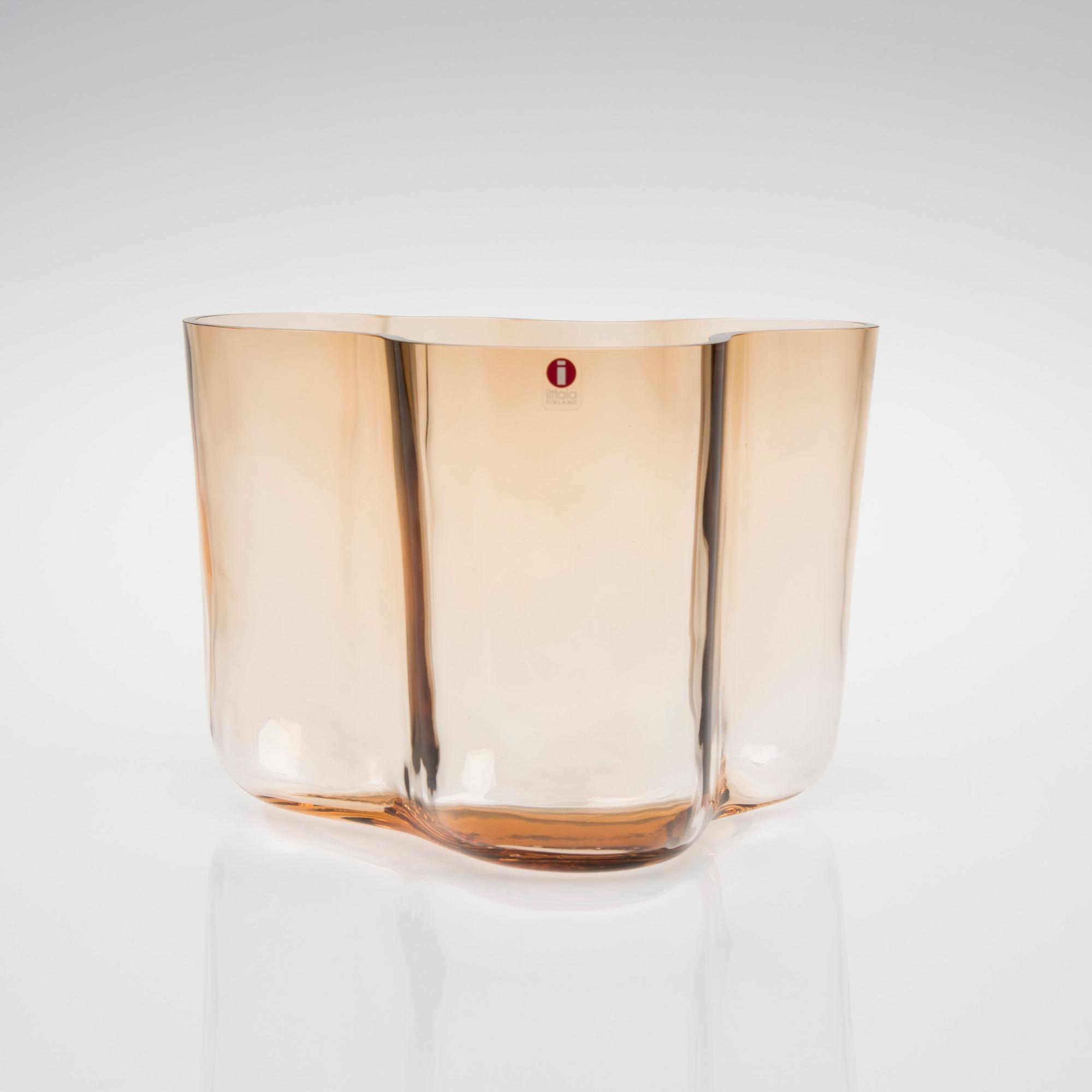VAS, glas, "Savoy" signerad Alvar Aalto Iittala 1936-1996.