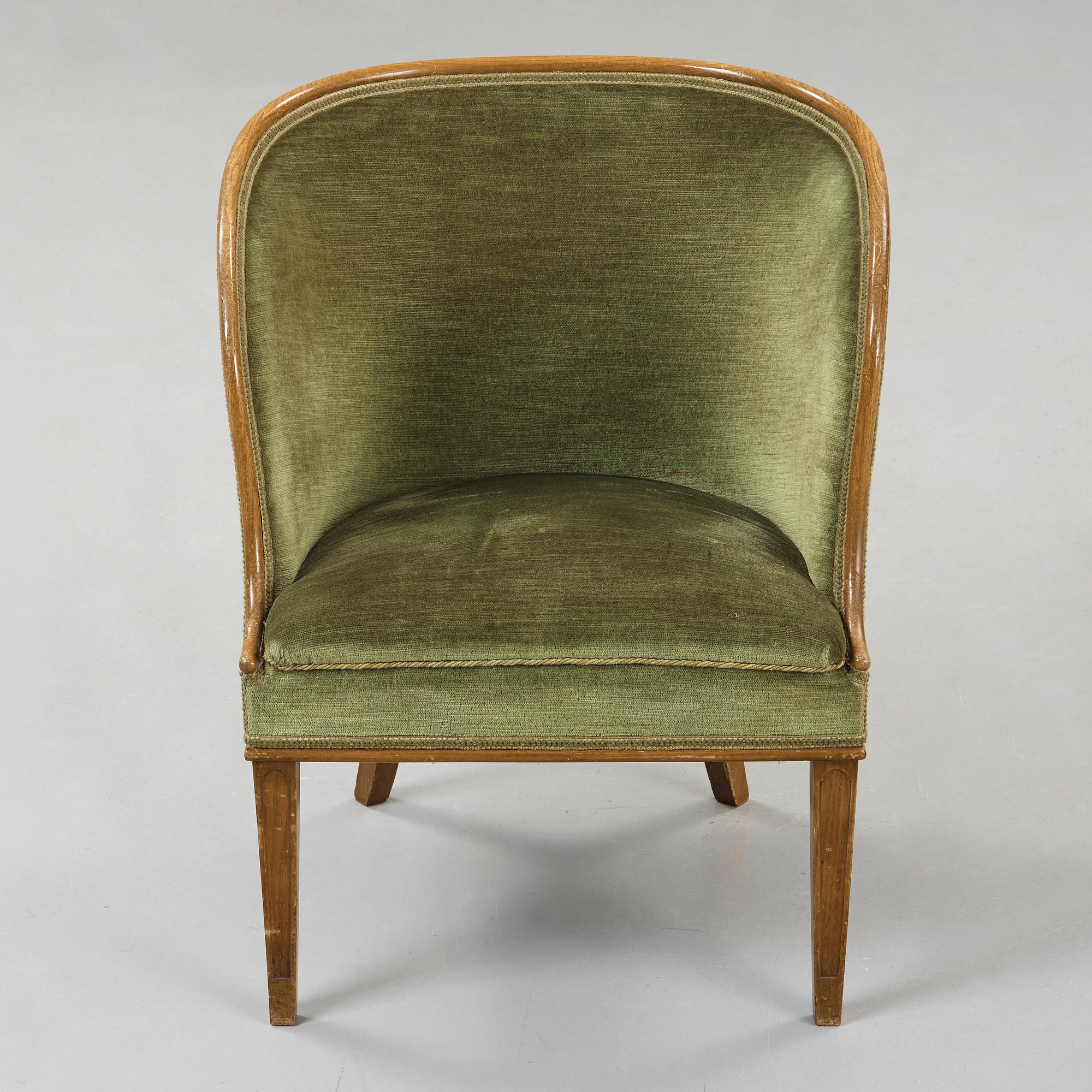 Axel Einar Hjorth, A 'Bellman' elm armchair, attributed to Axel Einar Hjorth, Nordiska Kompaniet, Sweden ca 1929.