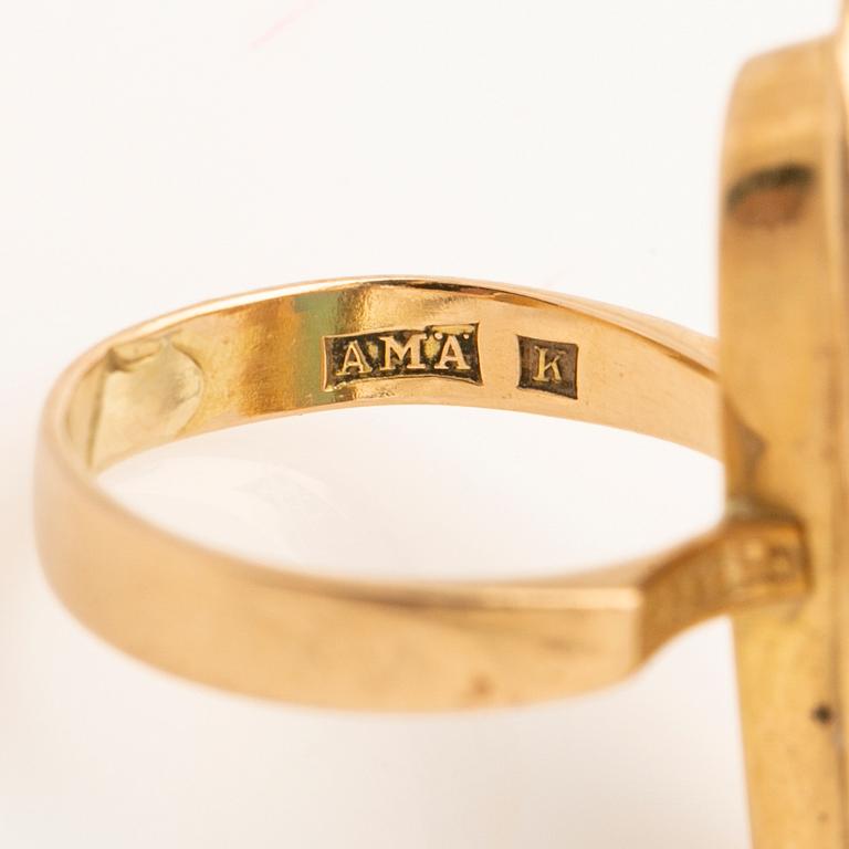 Ring, 18k med turmalin och briljant, Anders Molin Ädelsmedja, 1991.