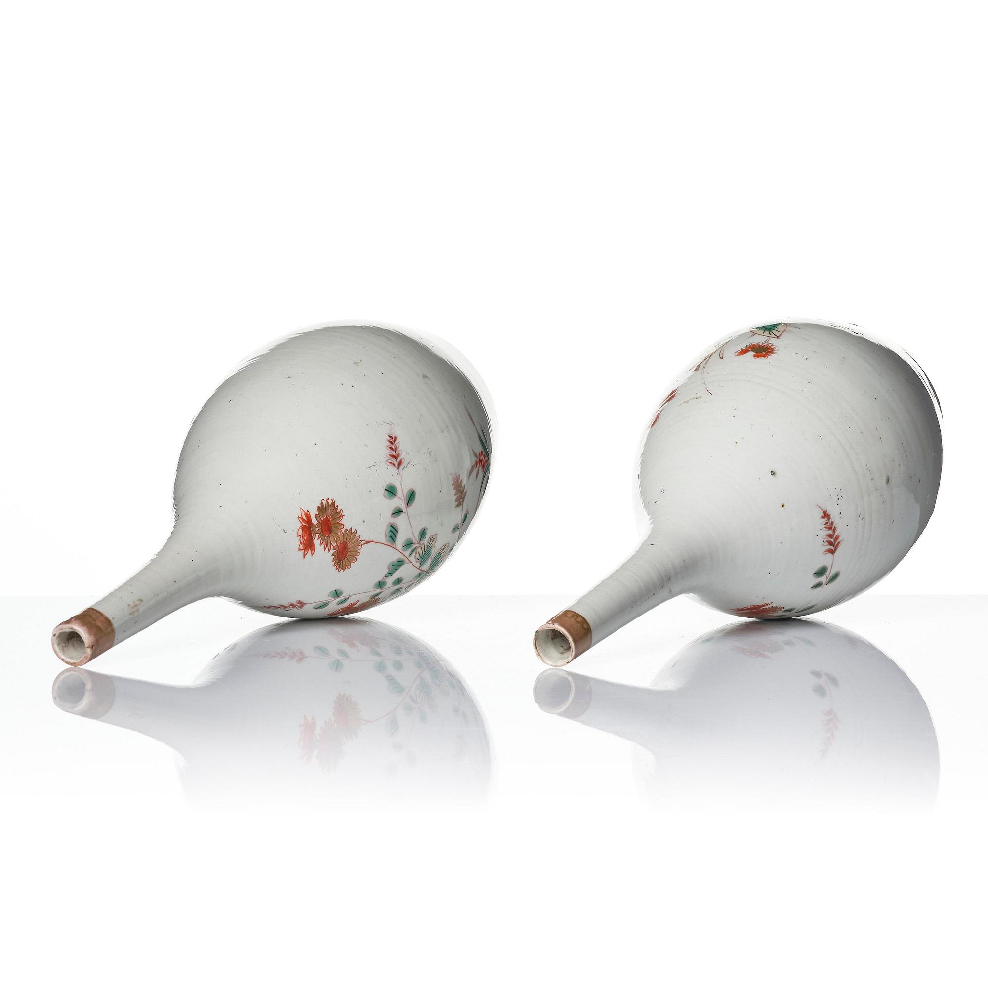 A pair of Japanese vases, Genroku, circa 1700.
