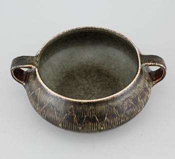 Unique stoneware bowl with handles by CARL-HARRY STÅLHANE, Rörstrand, signed and dated -61.
