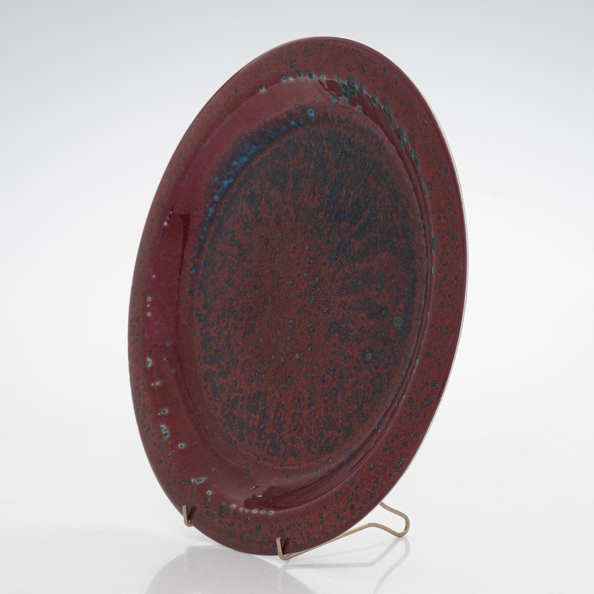 Toini Muona, a ceramic dish signed TM ARABIA.