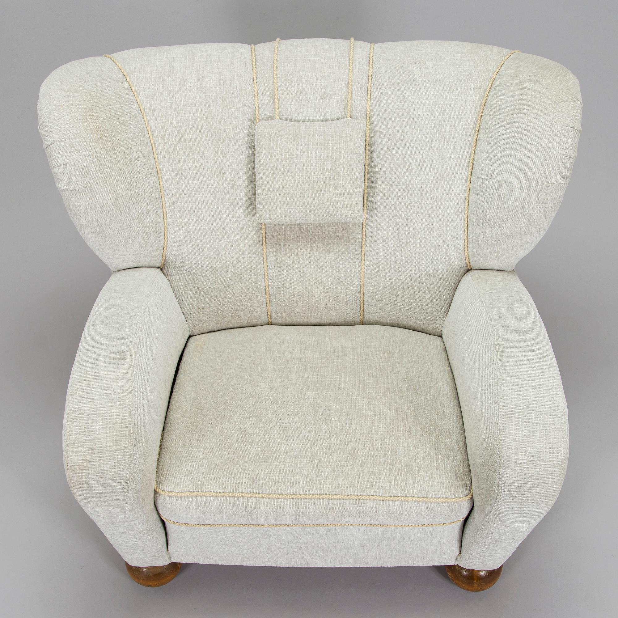 Märta Blomstedt, an 'Aulanko-model' armchair. Designed in 1939.