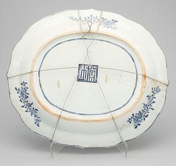 STEKFAT, porslin, Qing Dynastin, Qianlong (1736-1795).