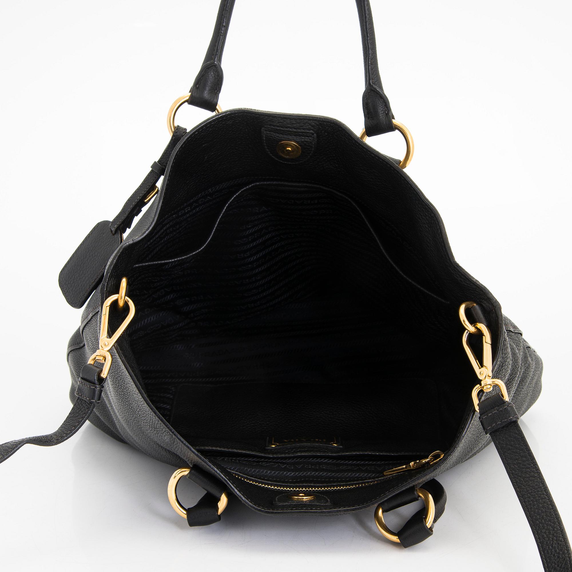 Prada, A 'Vitello Daino Tote' bag. - Bukowskis
