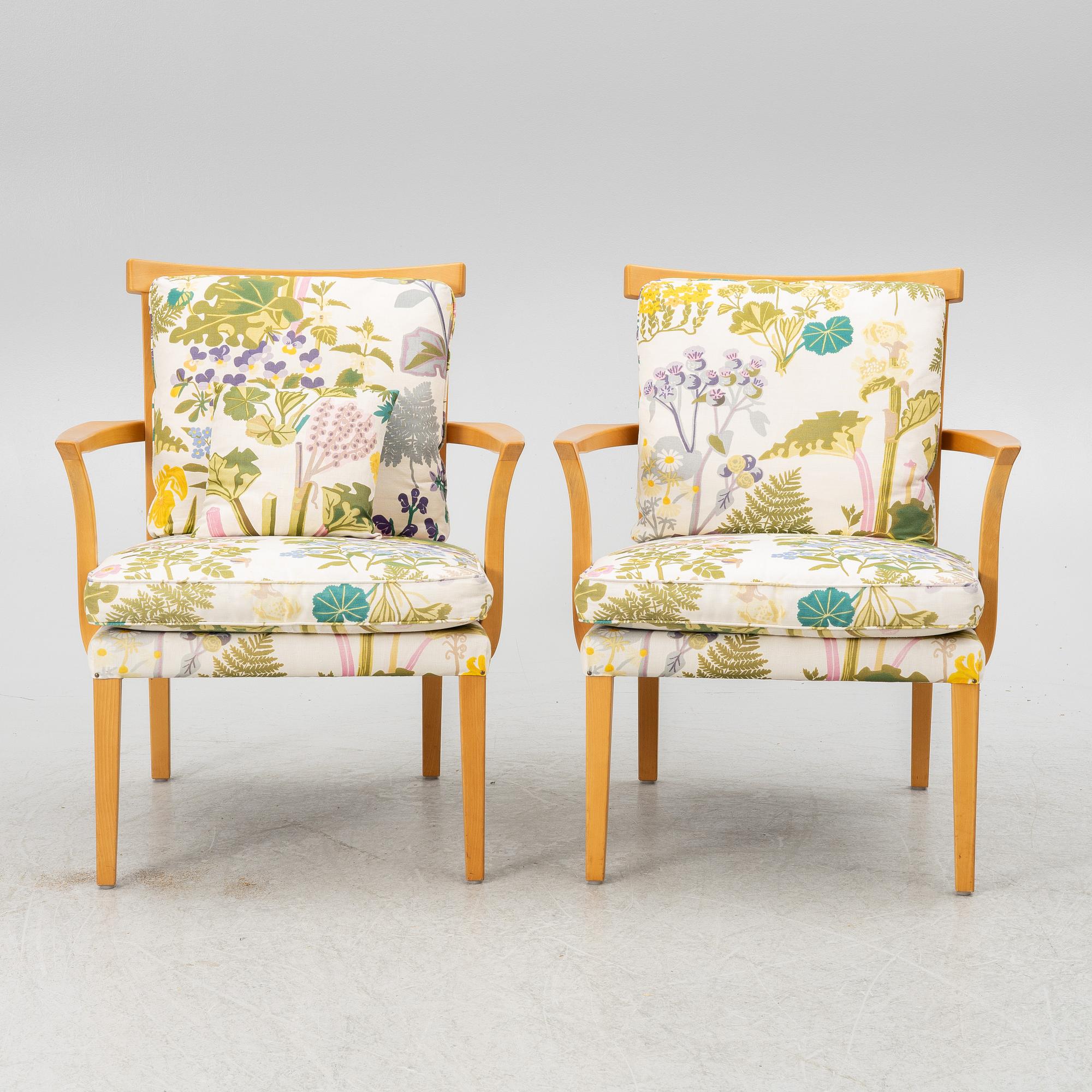 Karmstolar, ett par, Norell, omkring 2000.