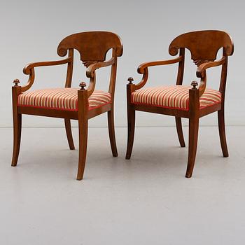 KARMSTOLAR, 1 par, Karl-Johan stil, 1900-talets första hälft.