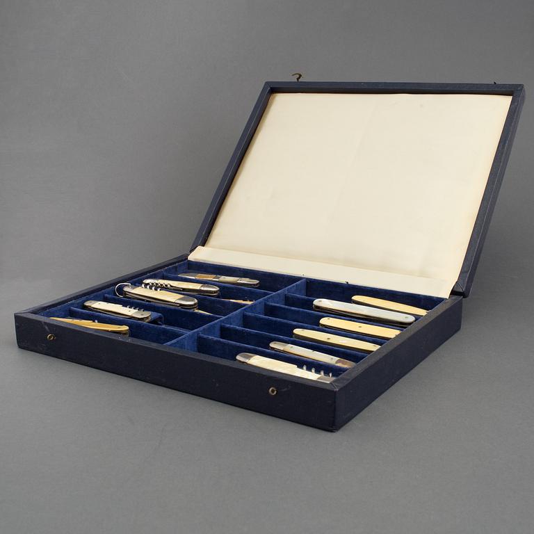A COLLECTION OF 15 POCKET KNIVES, first half of the 20th century.