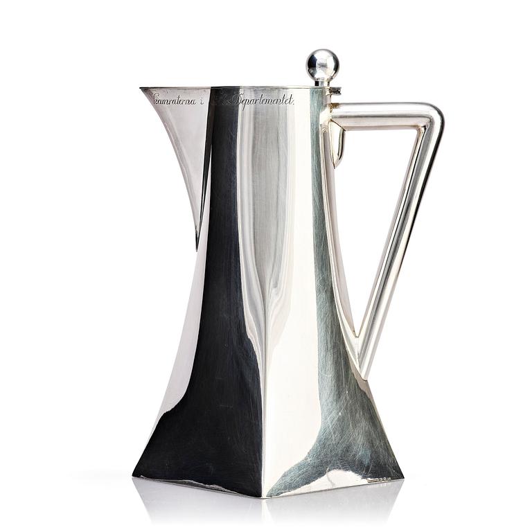 C.G. Hallberg, kaffekanna, silver, Stockholm 1900.