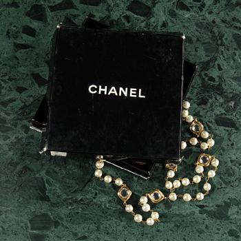 Necklace, by Chanel.