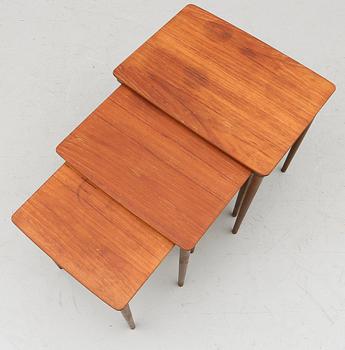 SATSBORD, 3 delar, 1900-talets andra hälft.