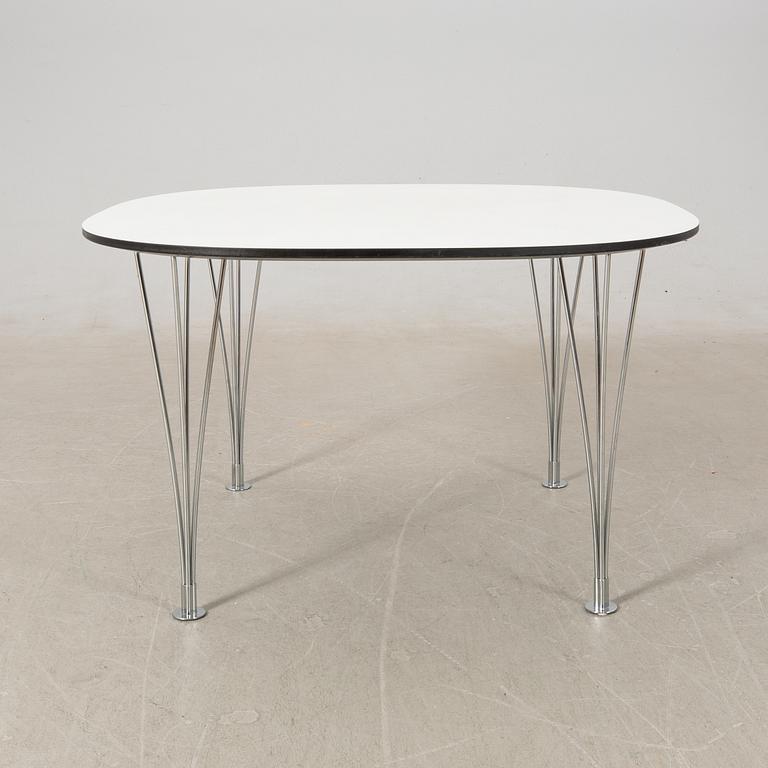 Bruno Mathsson & Piet Hein, dining table, "Superellipse", Bruno Mathsson International, Värnamo, 2009.