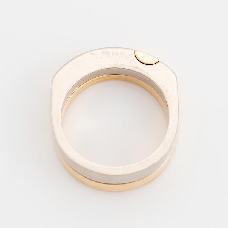 Rolf Karlsson, two part ring, 18K gold and white gold.