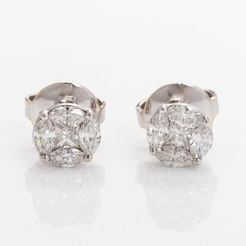 Earrings, princess- and marquise cut diamonds, 18K white gold.