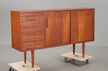 SIDEBOARD, Troeds, Bjärnum, "Florens" Nils Jonsson, 1950-tal.