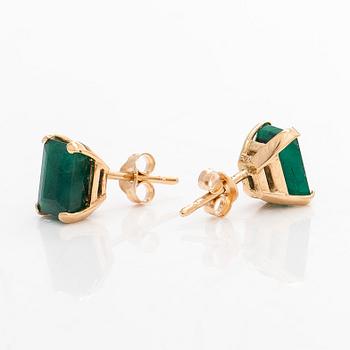 Örhängen, 18K guld med smaragder.