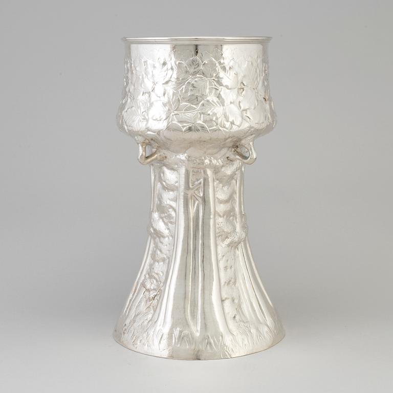 EMIL O MÖLLER, större pokalvas, silver, jugend, Malmö, 1908.