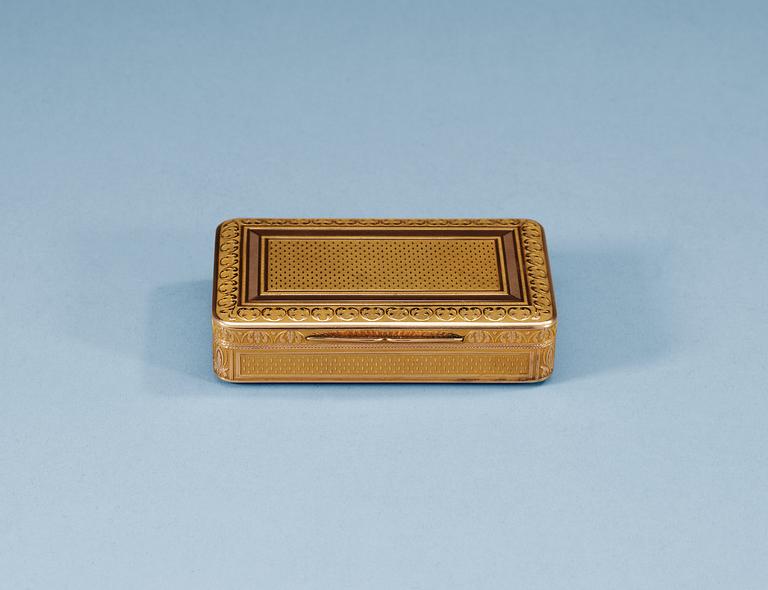 A GERMAN 19TH CENTURY GOLD-BOX.