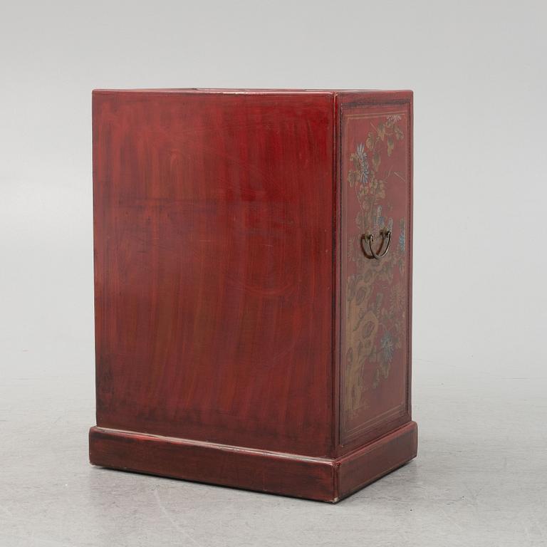 A Chinese cabinet, 20th Century.