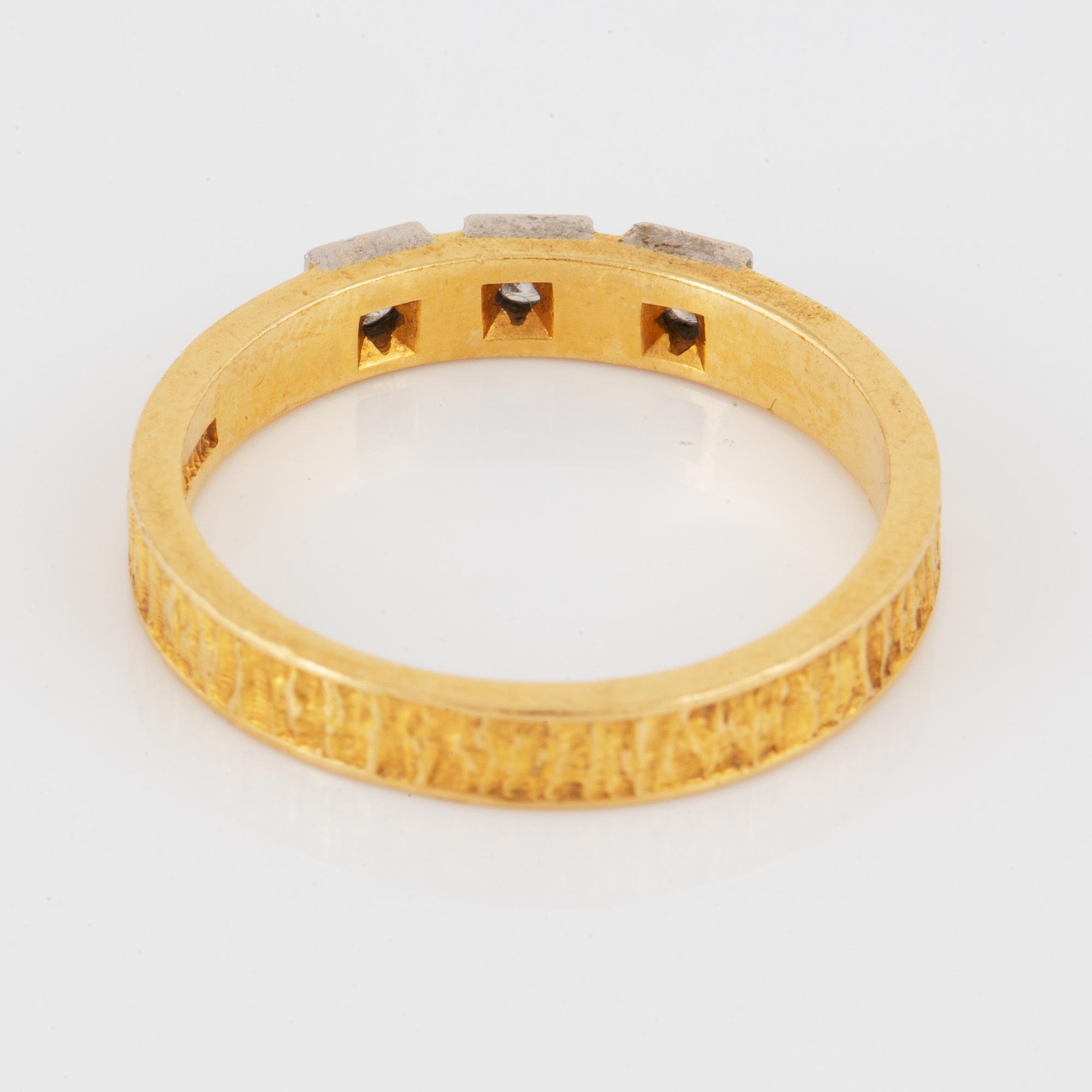 BJÖRN WECKSTRÖM, ring "Timanttikihla" 18K guld med briljantslipade diamanter. Lapponia.