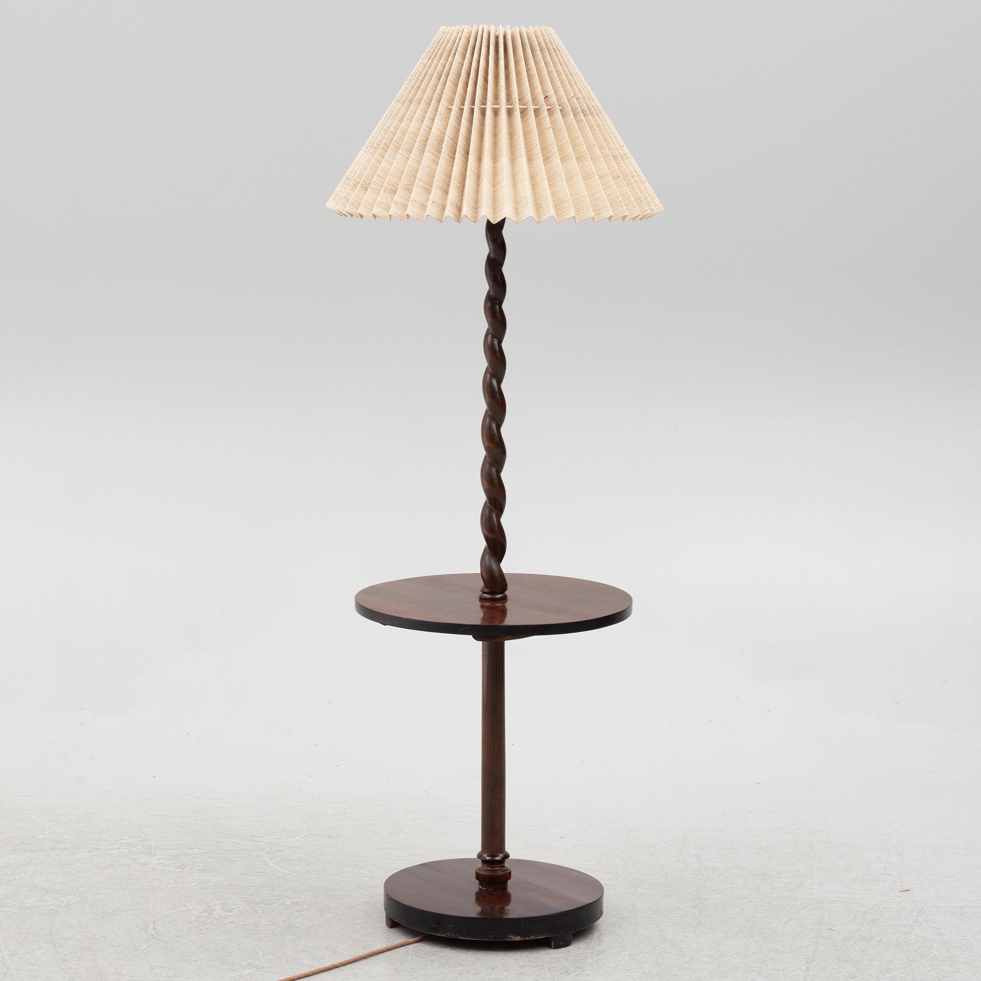 Golvlampa med bord, 1930-tal.