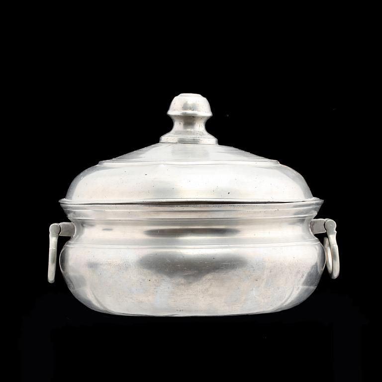 GRÖTSKÅL, tenn, Johan Lindwall, Nyköping, 1855.