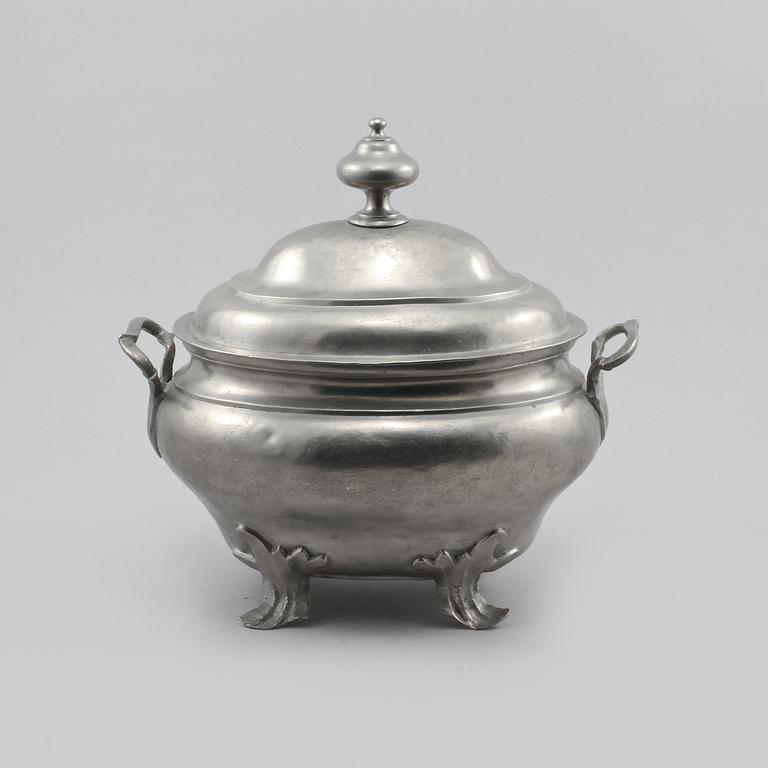 TERRIN, tenn, rokoko, otydlig årsstäpel, troligen 1784.