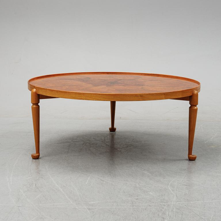 Josef Frank, a model 2139 coffee table, Firma Svenskt Tenn.