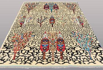 A CARPET, oriental, ca 292 x 195 cm.