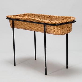 A 1950s/60s rattan flower stand.