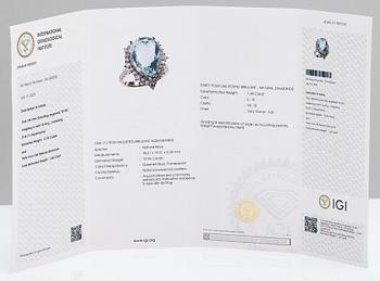 Ring, 18K roséguld, diamanter ca 1.44 ct tot och akvamarin ca 12.94 ct. IGI-certifikat.