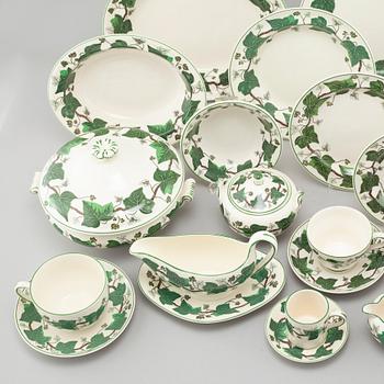 SERVISDELAR, 100 delar, flintgods, "Napoleon Ivy (Queen's Ware)", Wedgewood, 1900-talets andra hälft.