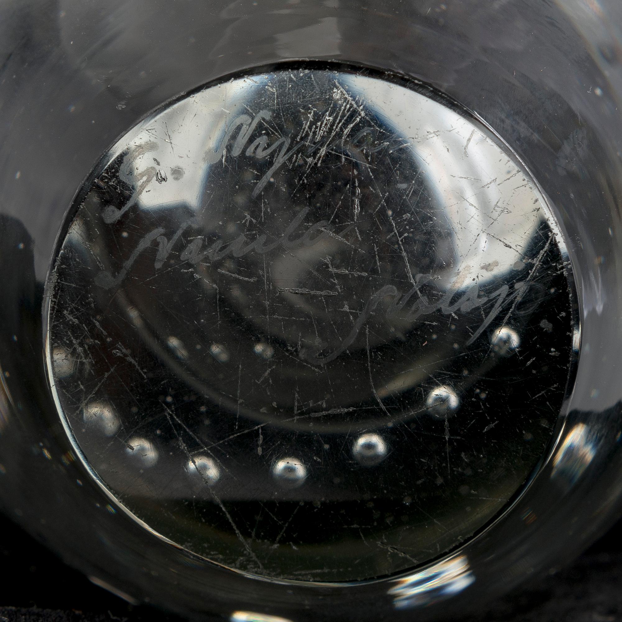 Gunnel Nyman, A 'String of Pearls' vase, signed G. Nyman Nuutajärvi Notsjö.