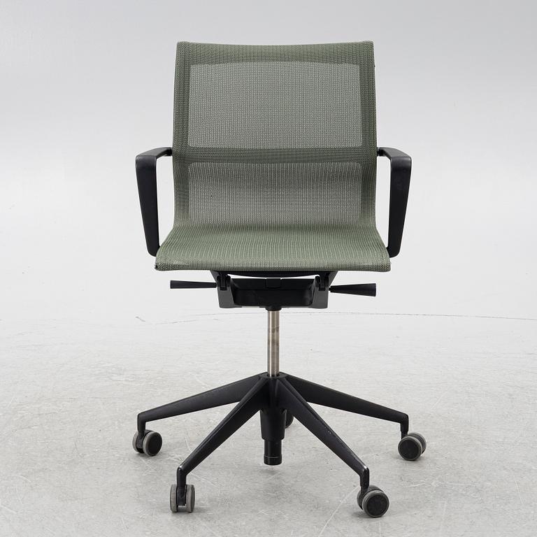 Charles & Ray Eames, kontorsstol "EA 108" för Vitra, 2015.
