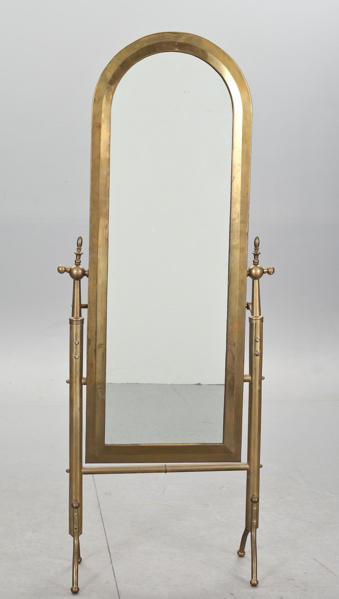 GOLVSPEGEL, 1900-talets andra hälft.