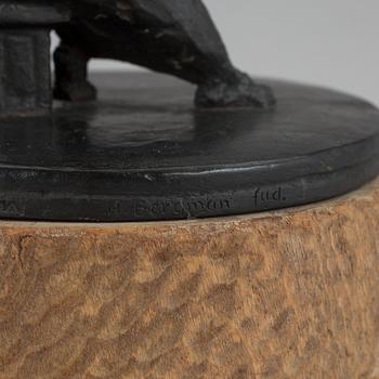 LISS ERIKSSON, skulptur. Signerad och numrerad 1/10. Gjutarstämplar Herman Bergman Fud.