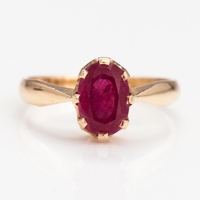 RING, 14K guld, rubin.
