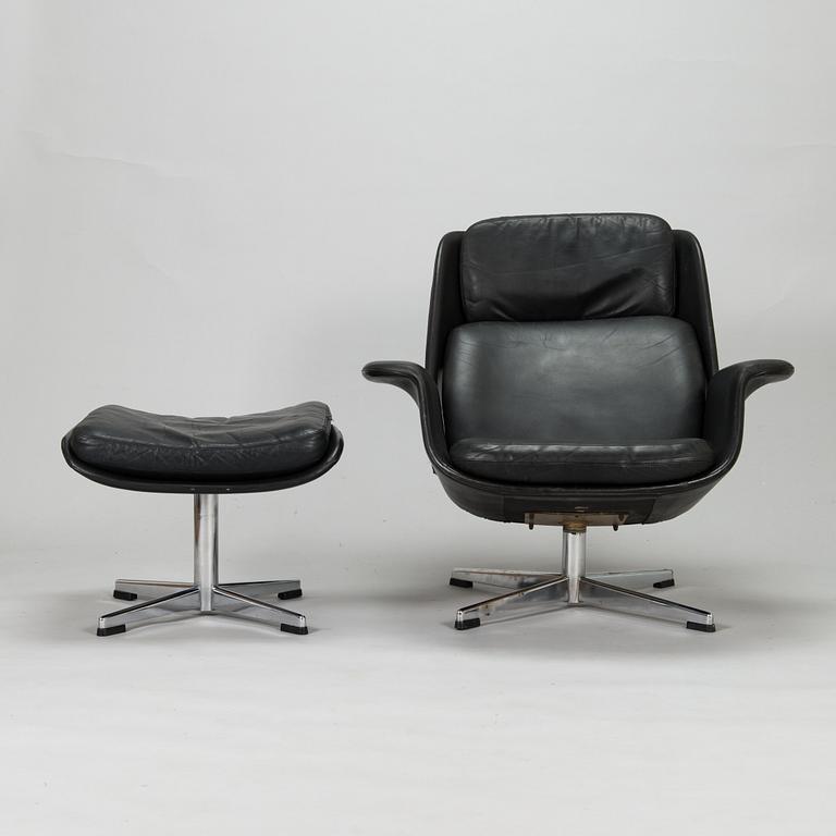 Olli Borg and Mauri Laatikainen,  armchair chair and ottoman, "Rondo", Asko 1960s.