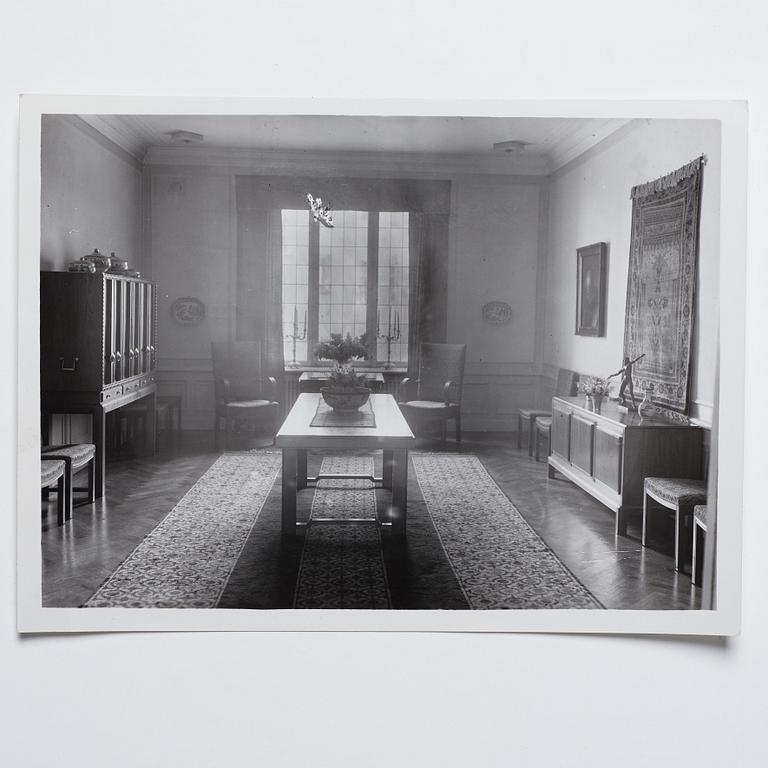 Nils Ahrbom & Helge Zimdahl, a walnut side table/console table, Stockholm 1932.