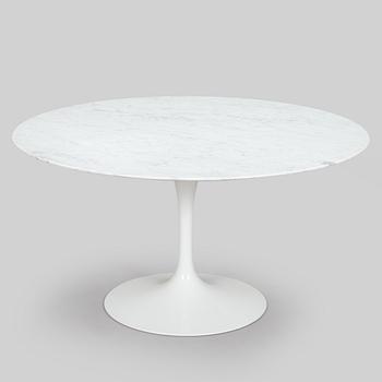 Eero Saarinen, A 'Tulip' furniture set, table with eight chairs, Knoll International, 1970s.