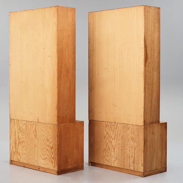 HANS J WEGNER & BØRGE MOGENSEN, bokhyllor 1 par, Johannes Hansen, Danmark, 1940-tal.